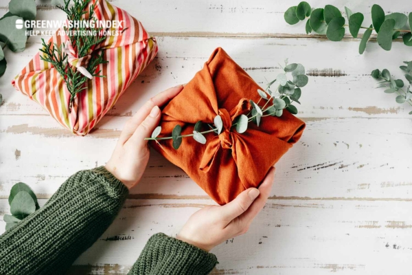 Choose Sustainable Gift Wrapping