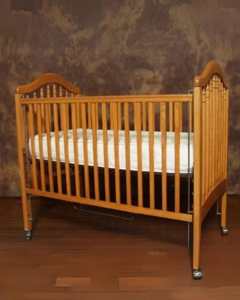 Non-toxic nursery bedding