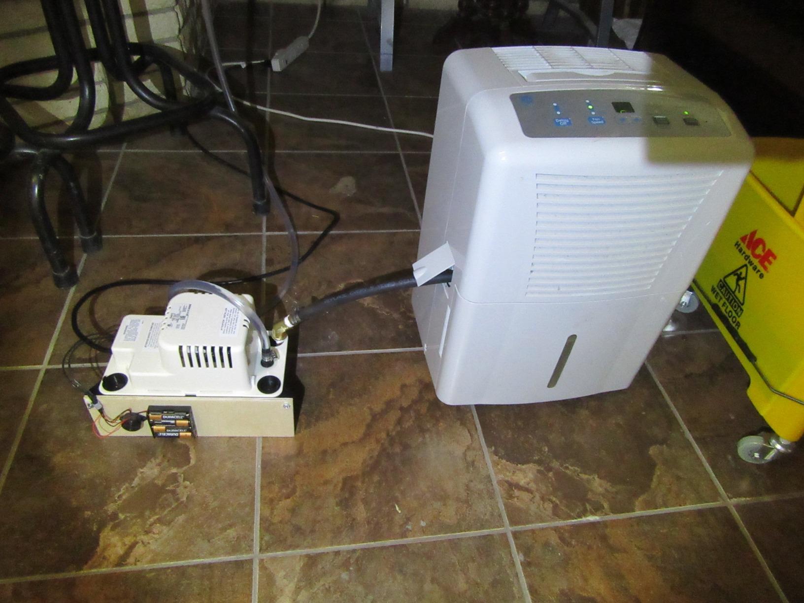 Little Giant VCMA-15UL 115 Volt, 65 GPH, 1/50 HP Automatic Condensate Removal Pump for HVAC/Refrigeration Systems/Dehumidifiers (no safety switch), 6-Foot Cord, Black/White, 554401 - Customer Photo 1