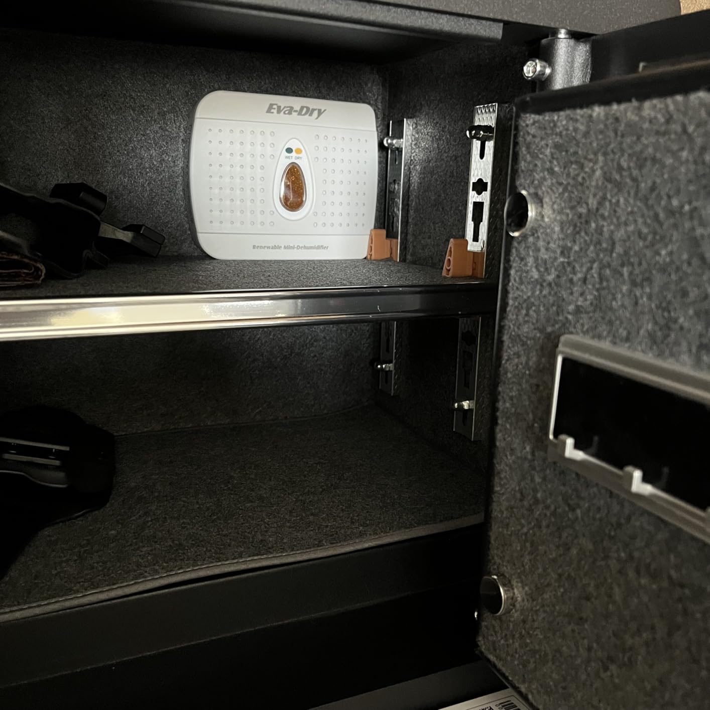 Eva-Dry Wireless Mini Dehumidifier, White (E-333) - Customer Photo 2