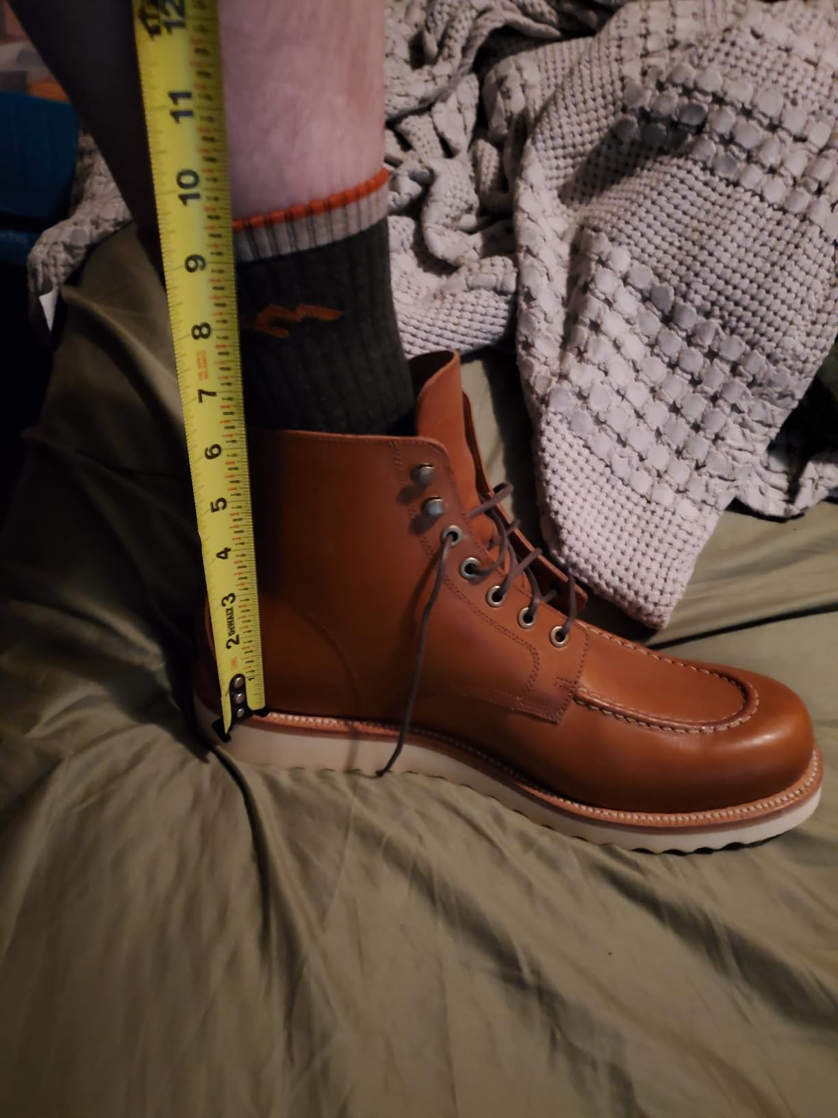 Darn Tough Hiker Midweight Micro Crew Sock with Cushion, Mens Socks for Hiking and Camping, Boot Socks - Customer Photo 2