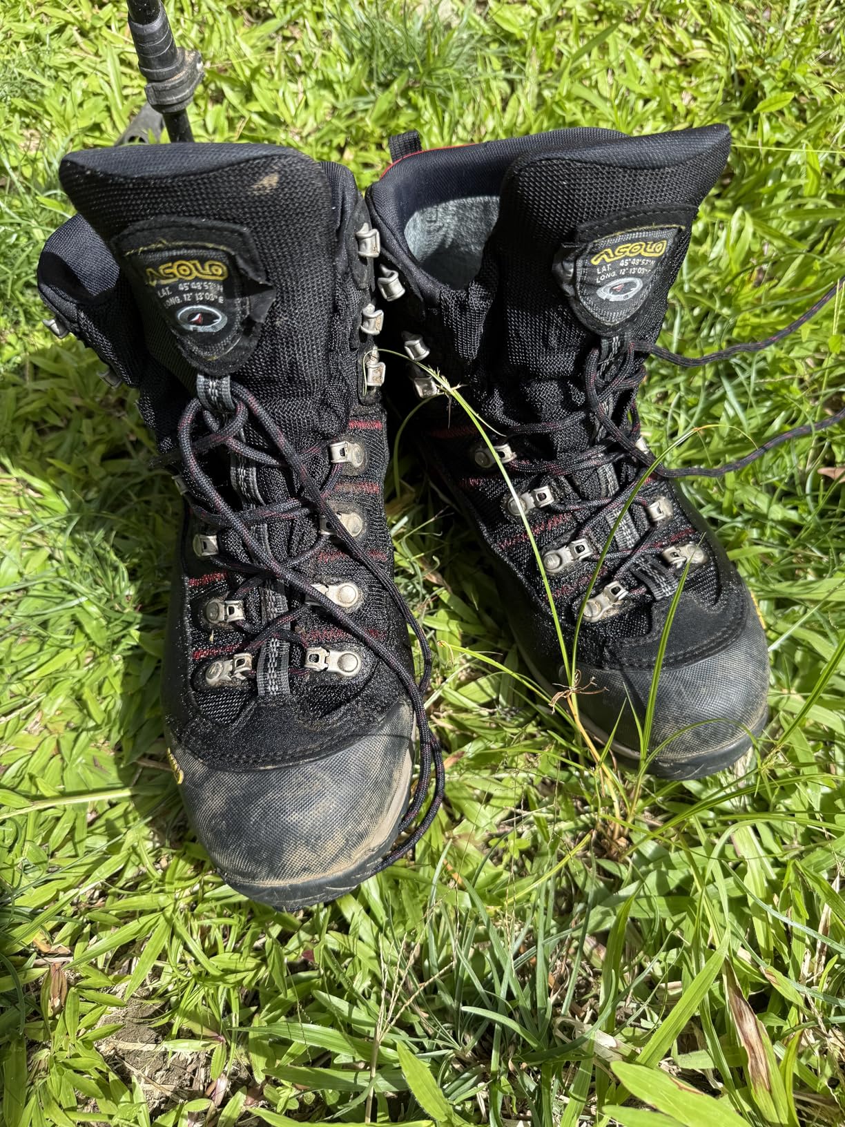 ASOLO Fugitive GTX Hiking Boot - Men's Customer Review ASOLO Fugitive GTX Hiking Boot - Men's - Customer Photo 1