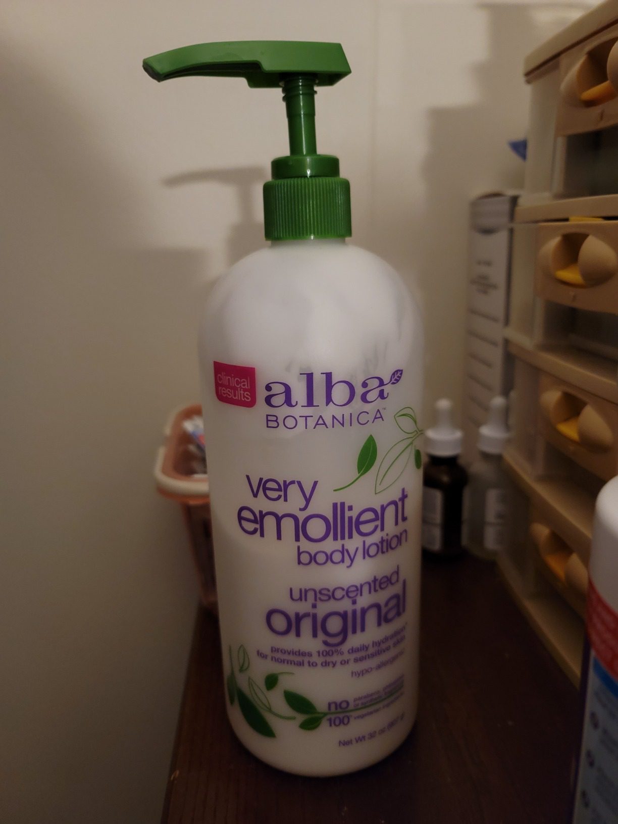 Alba Botanica Daily Moisturizing Lotion, Sensitive Skin, Fragrance Free, 32 Oz (Packaging May Vary) Customer Review Alba Botanica Daily Moisturizing Lotion, Sensitive Skin, Fragrance Free, 32 Oz (Packaging May Vary) - Customer Photo 2