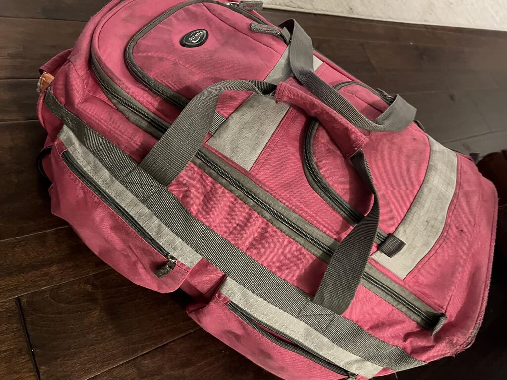 29 inch Jumbo Size 8 Pockets Wheeled Rolling Duffel Bag Water Resistant Luggage Lightweight Travel Suitcase with Retractable Handle Customer Review 29 inch Jumbo Size 8 Pockets Wheeled Rolling Duffel Bag Water Resistant Luggage Lightweight Travel Suitcase with Retractable Handle - Customer Photo 2