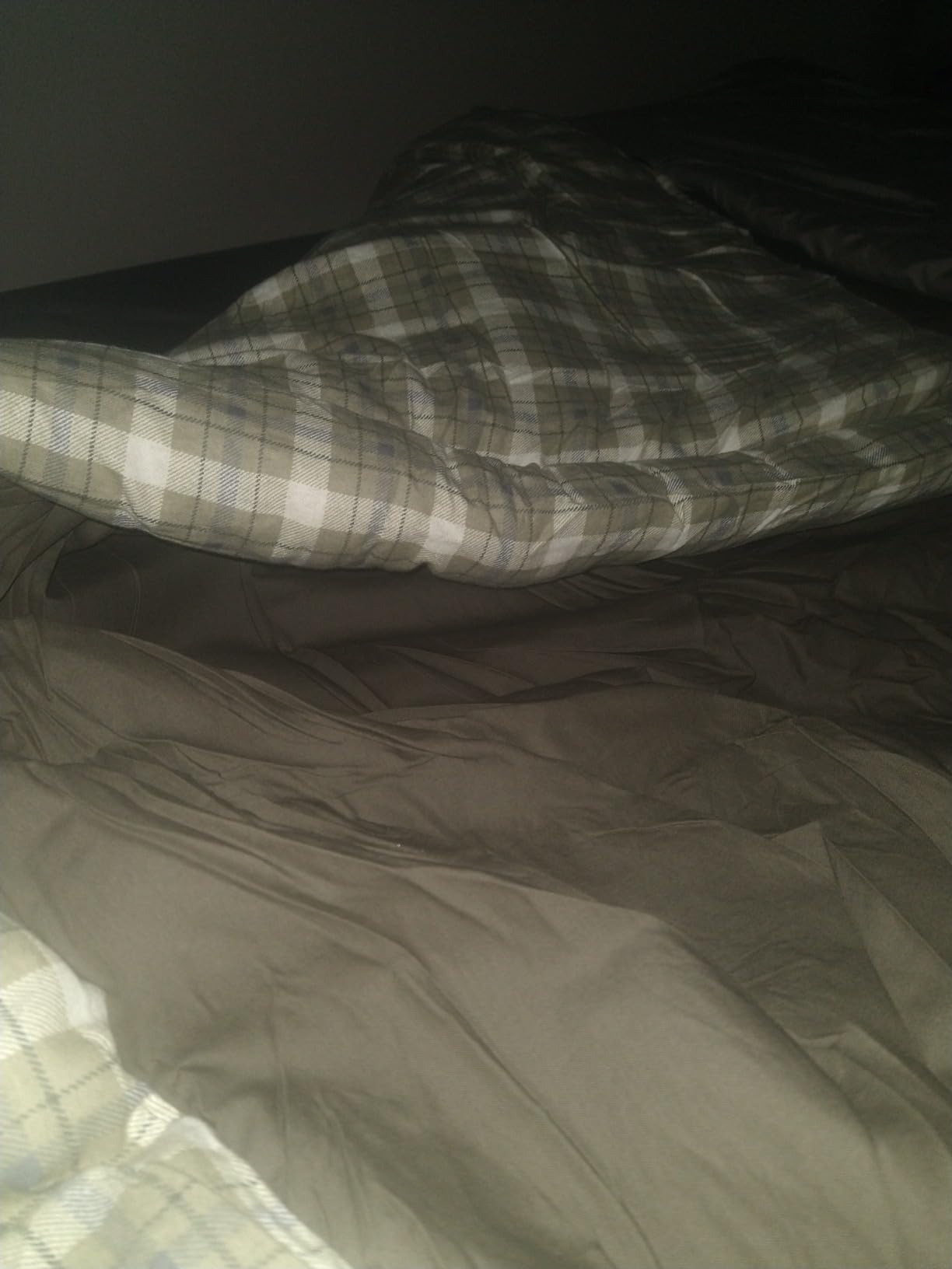 Coleman Heritage Big & Tall 10°F Flannel Sleeping Bag, XL Sleeping Bag Fits Adults up to 6ft 7in Tall, Machine Washable, Great for Camping, Hunting, Guests, & More - Customer Photo 2