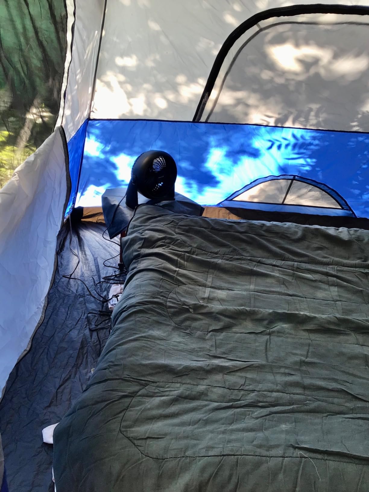 Coleman Heritage Big & Tall 10°F Flannel Sleeping Bag, XL Sleeping Bag Fits Adults up to 6ft 7in Tall, Machine Washable, Great for Camping, Hunting, Guests, & More - Customer Photo 4