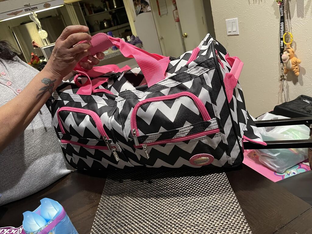 Rockland Rolling Duffel Bag Customer Review Rockland Rolling Duffel Bag - Customer Photo 4