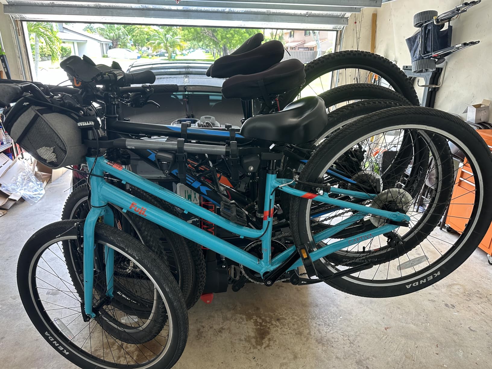 Yakima 4-Bike Hitch Mount Carrier, Swing-Away Bike Rack for Car, Truck, & SUV, FullSwing 4 - Heavy-Duty Bicycle Storage Equipment and Accessories for Vehicles - Customer Photo 2