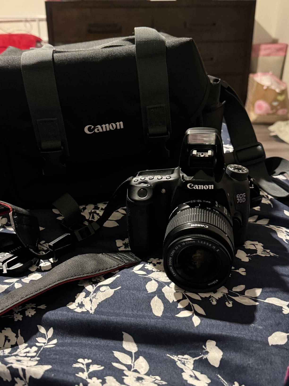 Canon EF-S 18-55mm f/3.5-5.6 is II SLR Lens White Box - Customer Photo 2