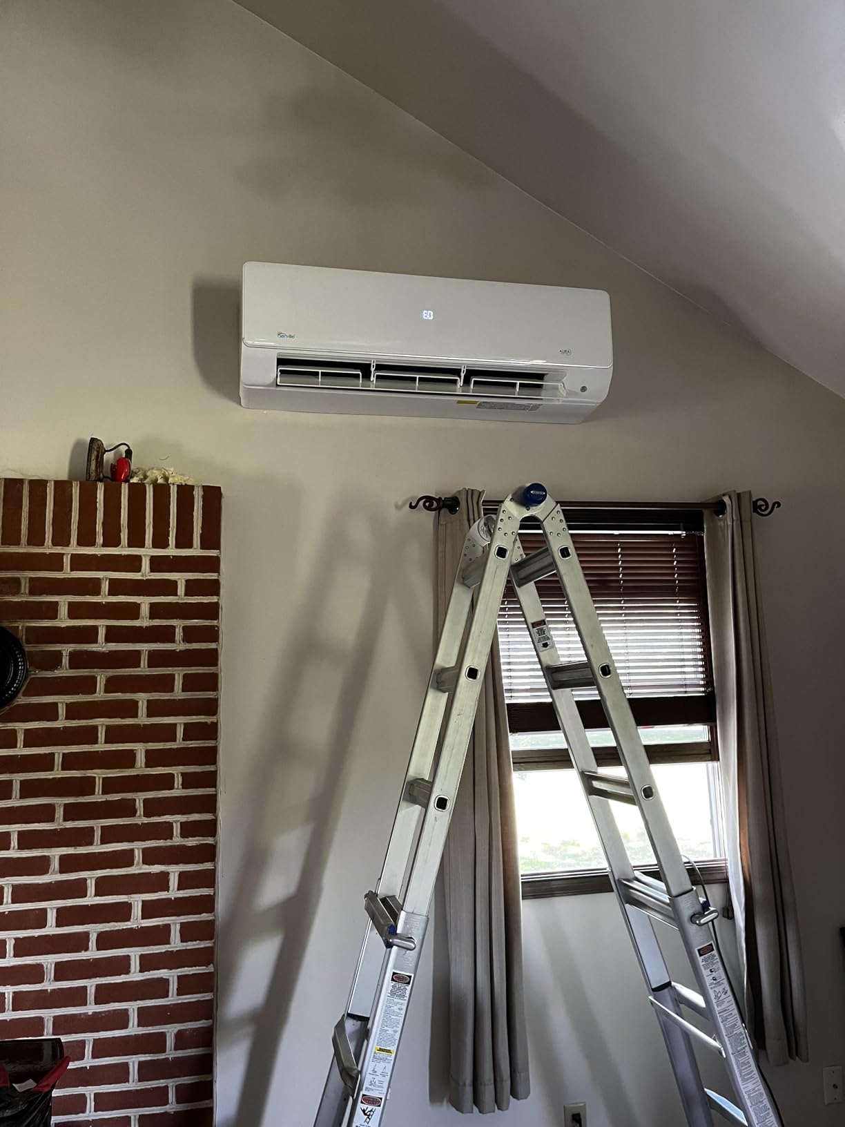 Senville AURA Series Mini Split Air Conditioner Inverter Heat Pump, 18000 BTU, Works with Alexa, Energy Star, White - Customer Photo 2