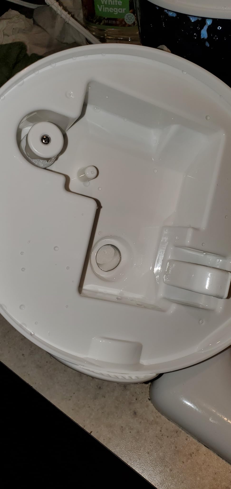 Vicks Filter-Free Ultrasonic Humidifier. #1 Brand Recommended by Pediatricians*. 1.2 Gal Ultrasonic cool mist humidifier for medium to large Bedrooms, Kids Rooms, and More. Use with Vicks VapoPads. - Customer Photo 1