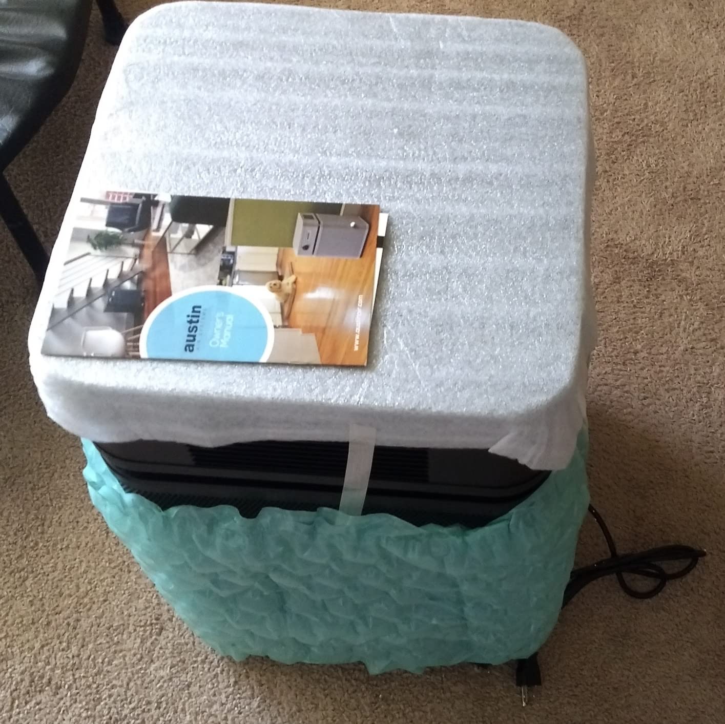 Austin Air Healthmate Plus - Powerful Air Purifier with HEPA Medical-Grade Filtration System, Eliminate Harmful Airborne Contaminants, (Sandstone) - Customer Photo 1