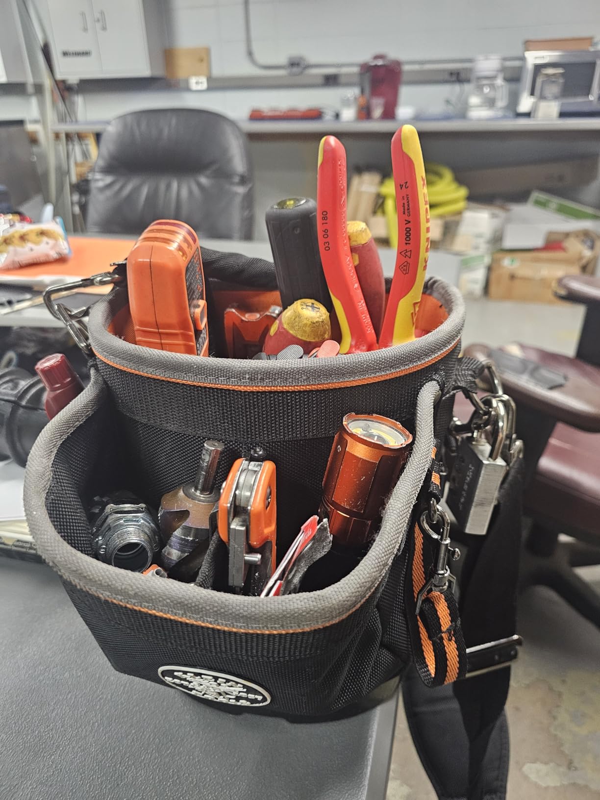 Klein Tools 55419SP-14 Tool Bag with Shoulder Strap Has 14 Pockets for Tool Storage, Can Fit Long Screwdrivers - Customer Photo 1