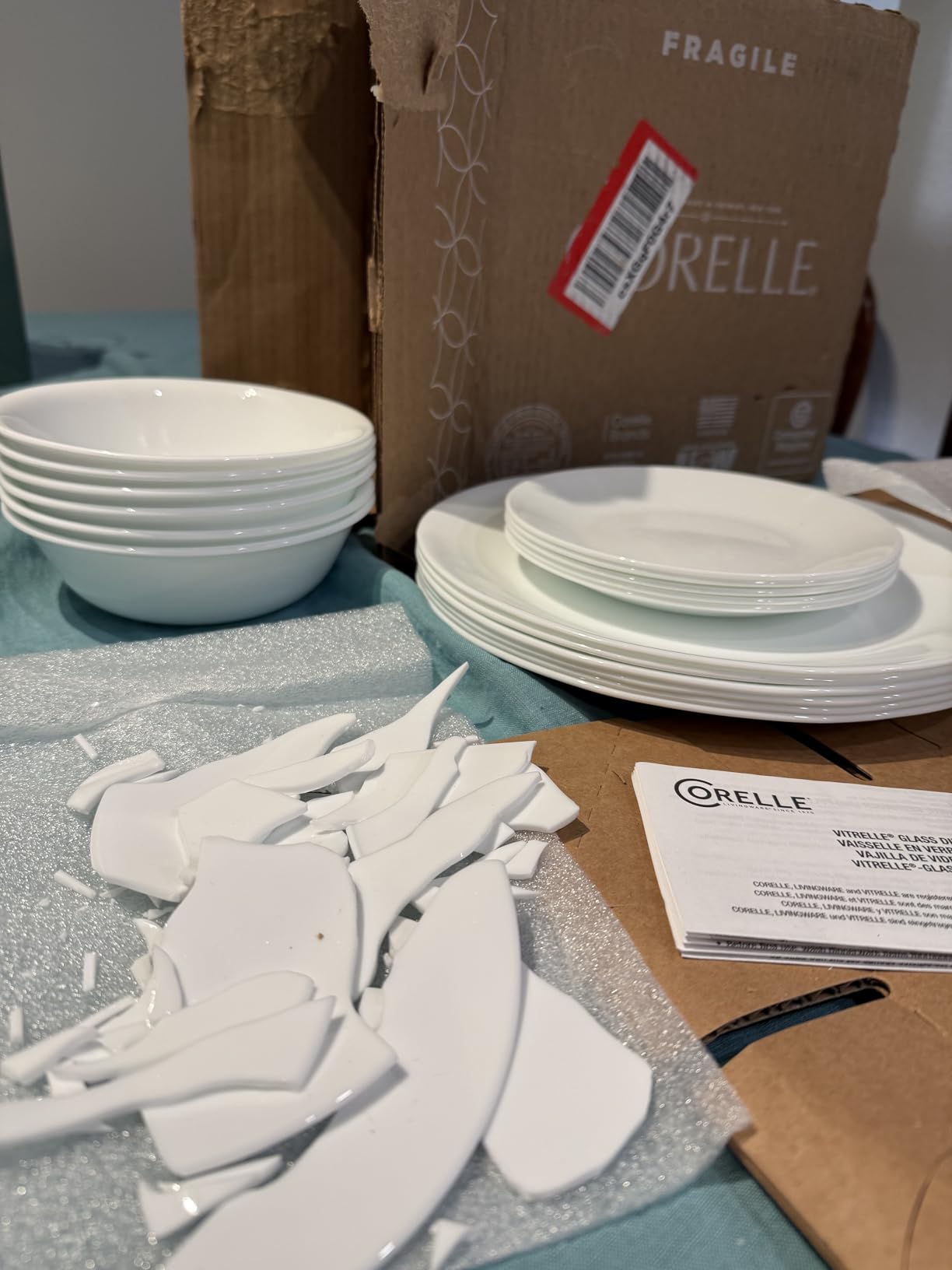 Corelle Vitrelle 18-Piece Service for 6 Dinnerware Set Triple Layer Glass and Chip Resistant, Lightweight Round Plates and Bowls Set, Winter Frost White - Customer Photo 2