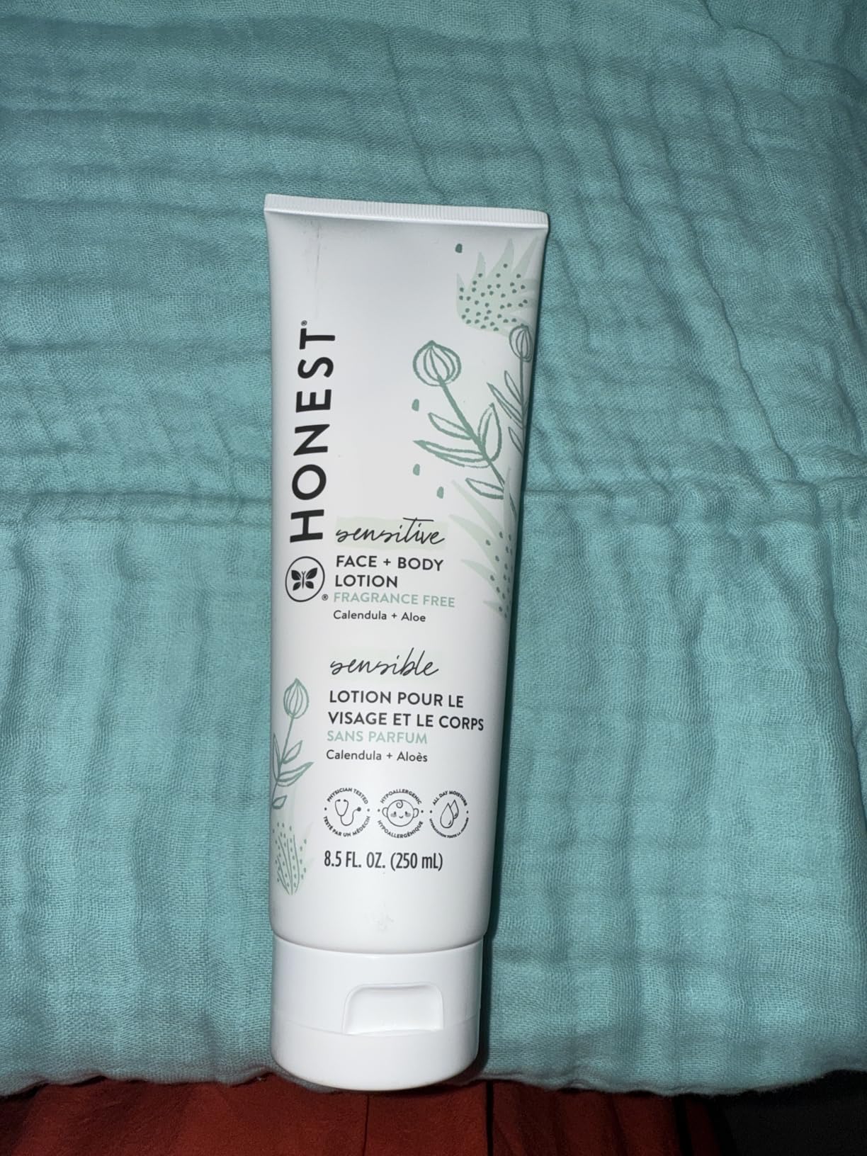 The Honest Company Hydrating Face + Body Lotion | Fast Absorbing, Naturally Derived, Hypoallergenic | Fragrance Free Sensitive, 8.5 fl oz Customer Review The Honest Company Hydrating Face + Body Lotion | Fast Absorbing, Naturally Derived, Hypoallergenic | Fragrance Free Sensitive, 8.5 fl oz - Customer Photo 1