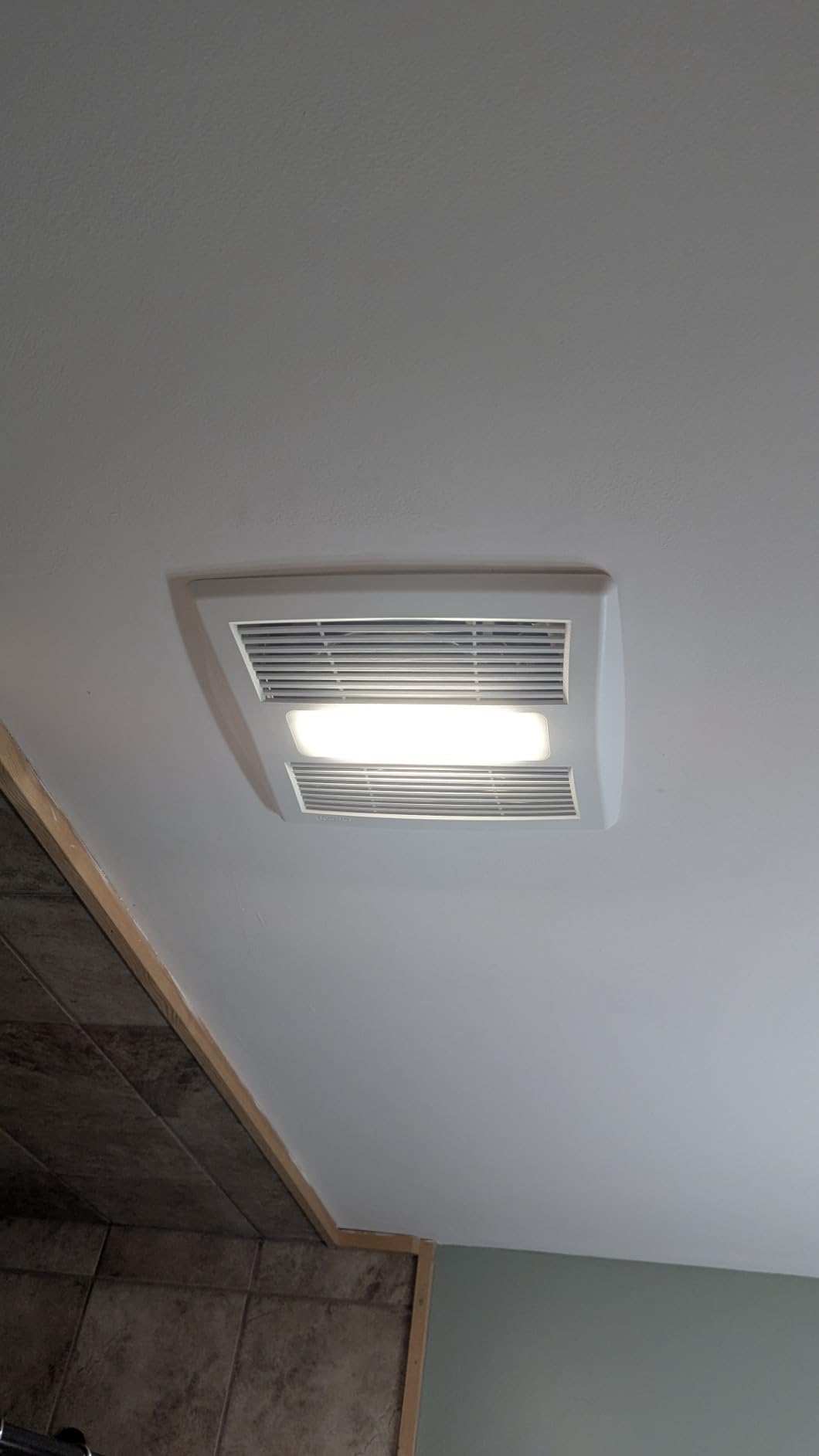 Broan-NuTone Bathroom Exhaust Fan with LED Light and Roomside Installation, ENERGY STAR Certified, 110 CFM, Very Quiet 1.0 Sones White, AE110L Customer Review Broan-NuTone Bathroom Exhaust Fan with LED Light and Roomside Installation, ENERGY STAR Certified, 110 CFM, Very Quiet 1.0 Sones White, AE110L - Customer Photo 2