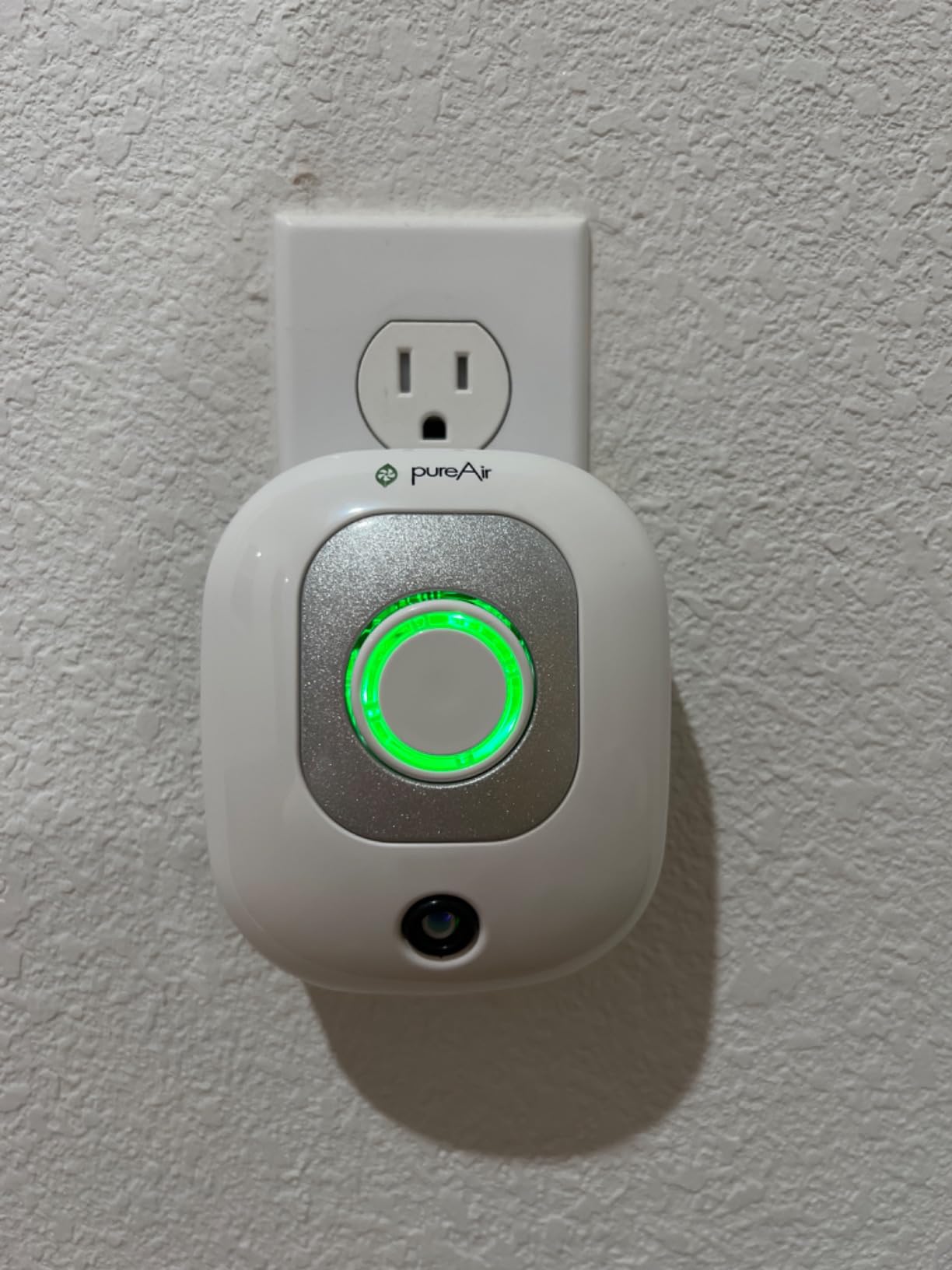 Greentech pureAir 50 - Perfect For Clearing Out All Your Smelly Spaces - Plug In Air Purifier - Customer Photo 1