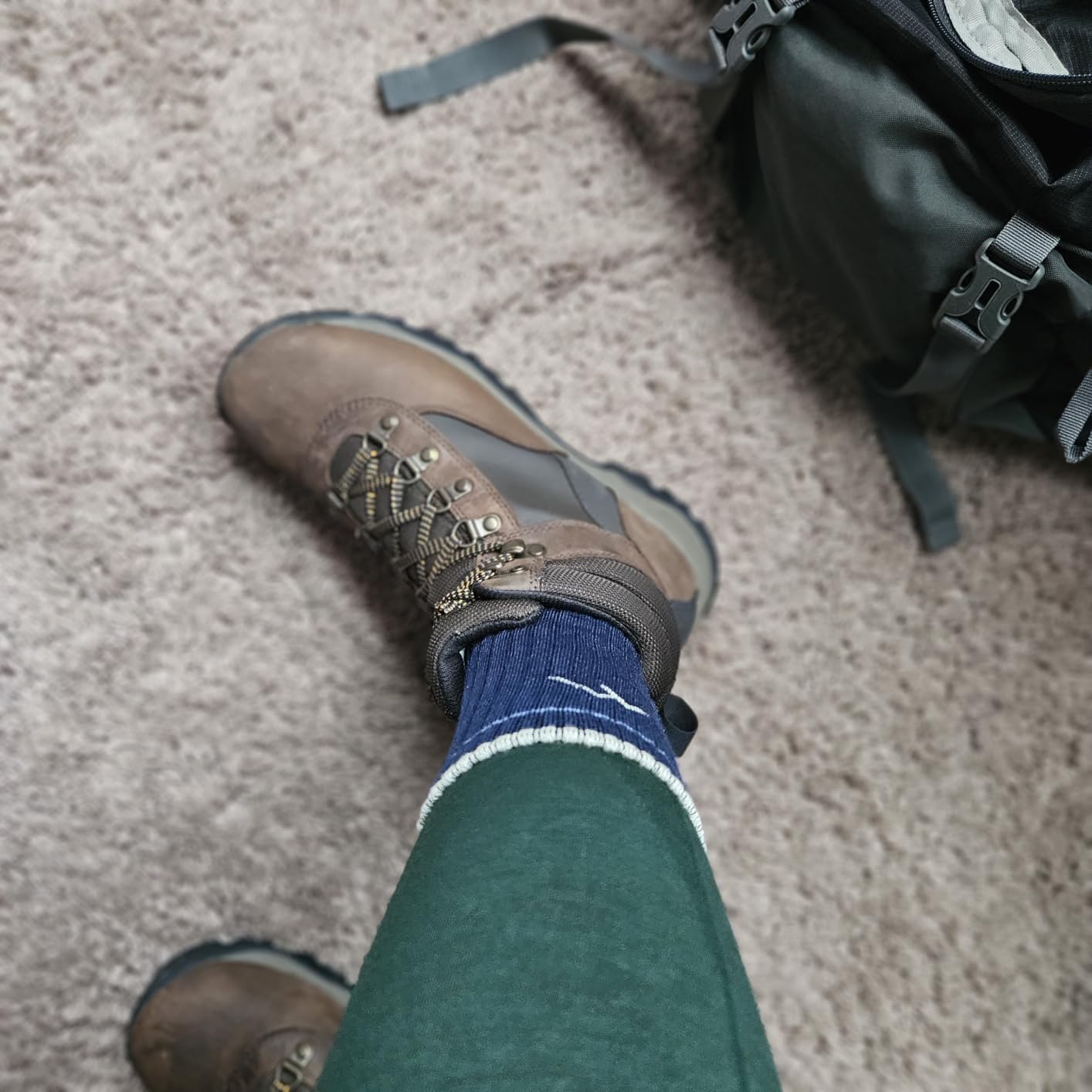 Darn Tough Vermont Women Merino Wool Micro Crew Socks Cushion - Customer Photo 4