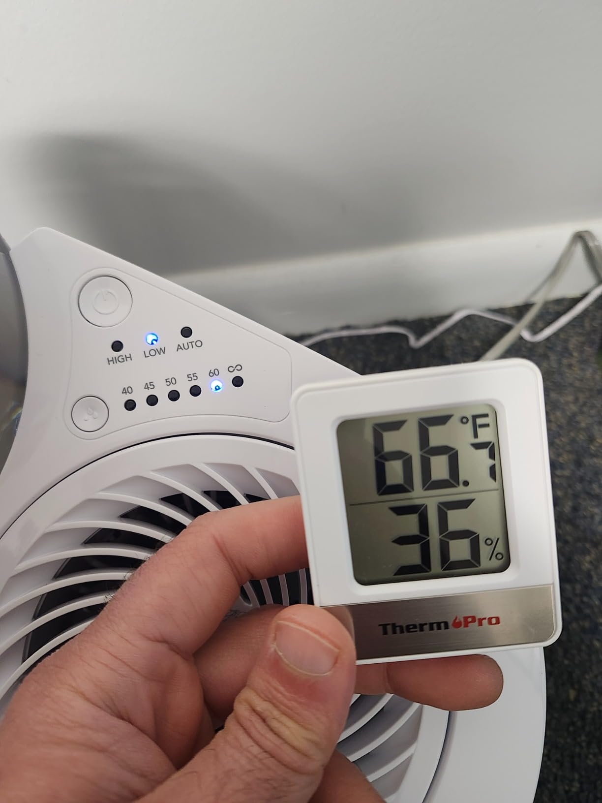 Vornado EV100 Evaporative Whole Room Humidifier with SimpleTank, 1 Gallon Capacity, White - Customer Photo 4