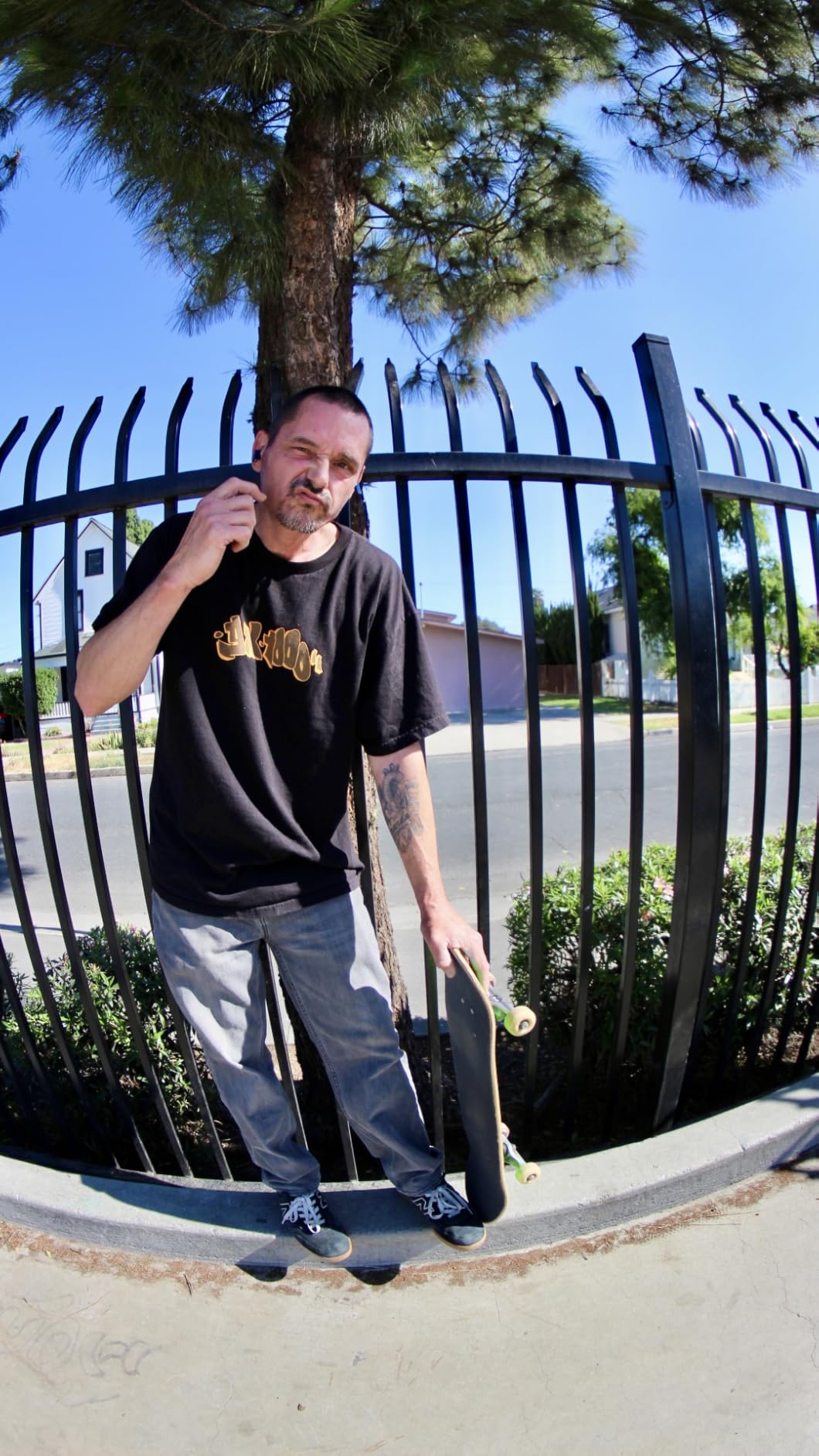 Meike 8mm f3.5 Ultra Wide Angle Fisheye Lens for Canon EOS EF Mount APS-C Cameras EOS 70D 77D 80D Rebel T7i T6i T6s T6 T5i T5 T4i T3i SL2,etc - Customer Photo 1