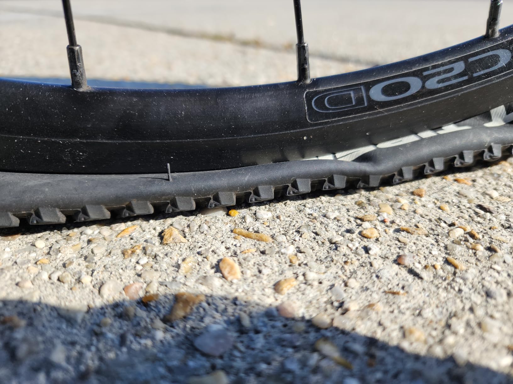 Tommaso Sentiero Sport Performance Aluminum Gravel Bike Shimano Claris 24 Speeds Road Bicycle Men Road Bikes for Men - Customer Photo 3