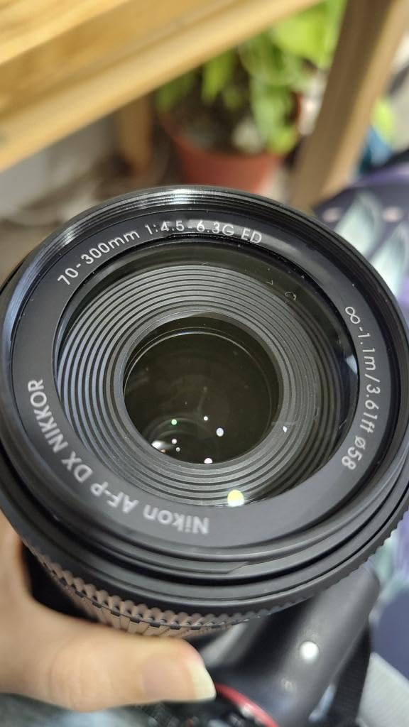 Nikon AF-P DX NIKKOR 70-300mm f/4.5-6.3G ED Lens for Nikon DSLR Cameras, Model 20061 (Renewed) - Customer Photo 2