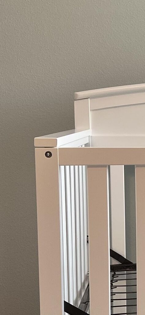 Graco Benton 5-in-1 Convertible Crib - GREENGUARD Gold Certified, Converts from Baby Crib to Toddler Bed, Daybed and Full-Size Bed, Fits Standard Full-Size Crib Mattress (Driftwood) customer photo 1