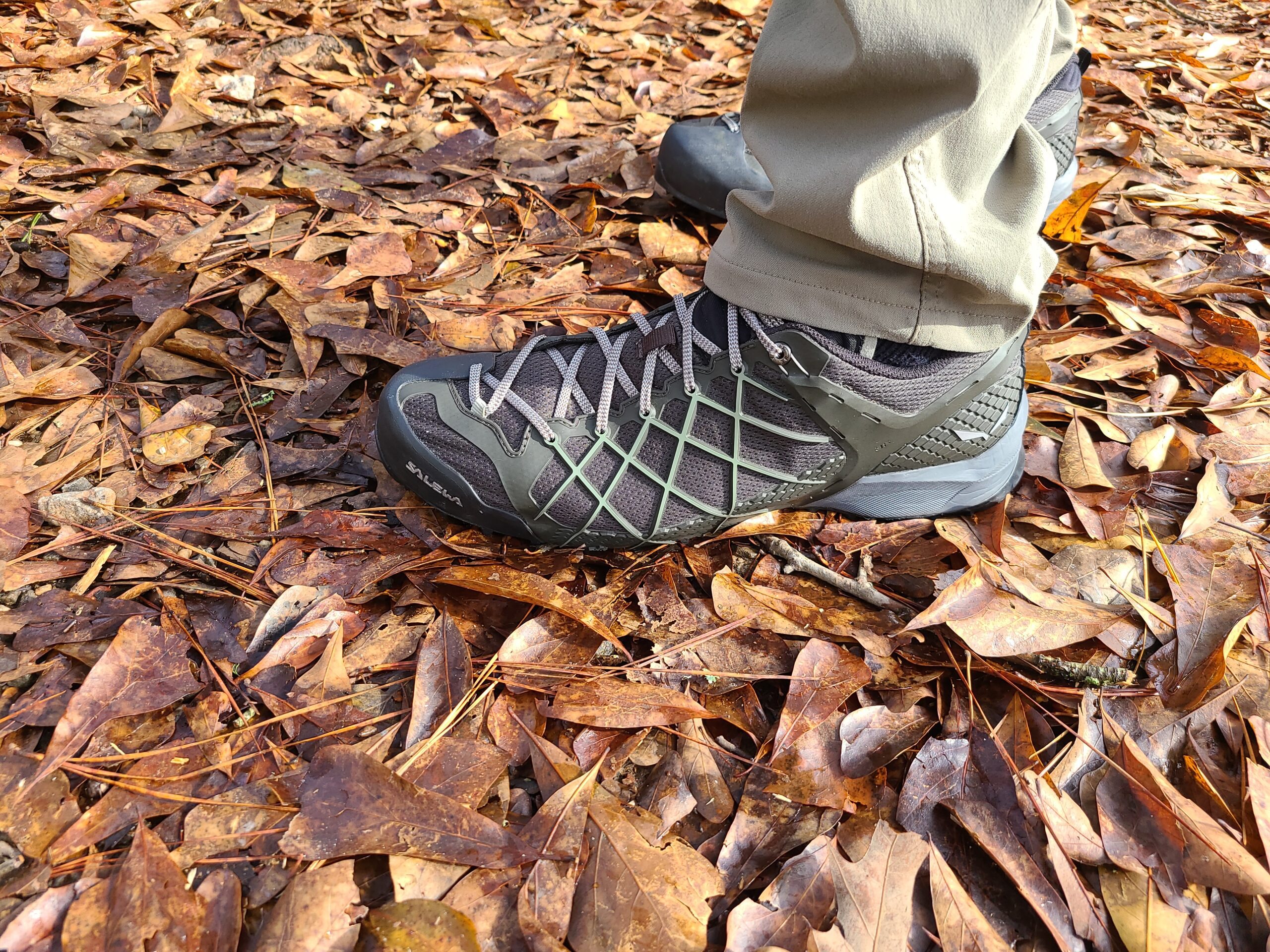 Salewa Men's Wildfire GTX Approach Shoe - Durable, Waterproof Gore-Tex Trail Shoe for Hiking & Climbing - Customer Photo 1