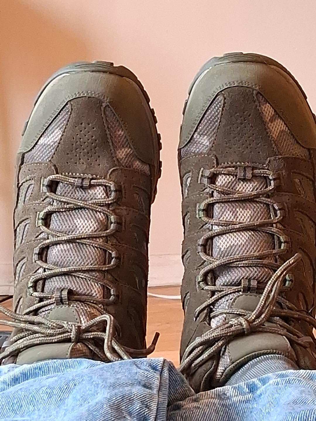 Men's Newton Ridge Plus II Suede Waterproof Boot Wide, Breathable, High-Traction Grip - Customer Photo 2