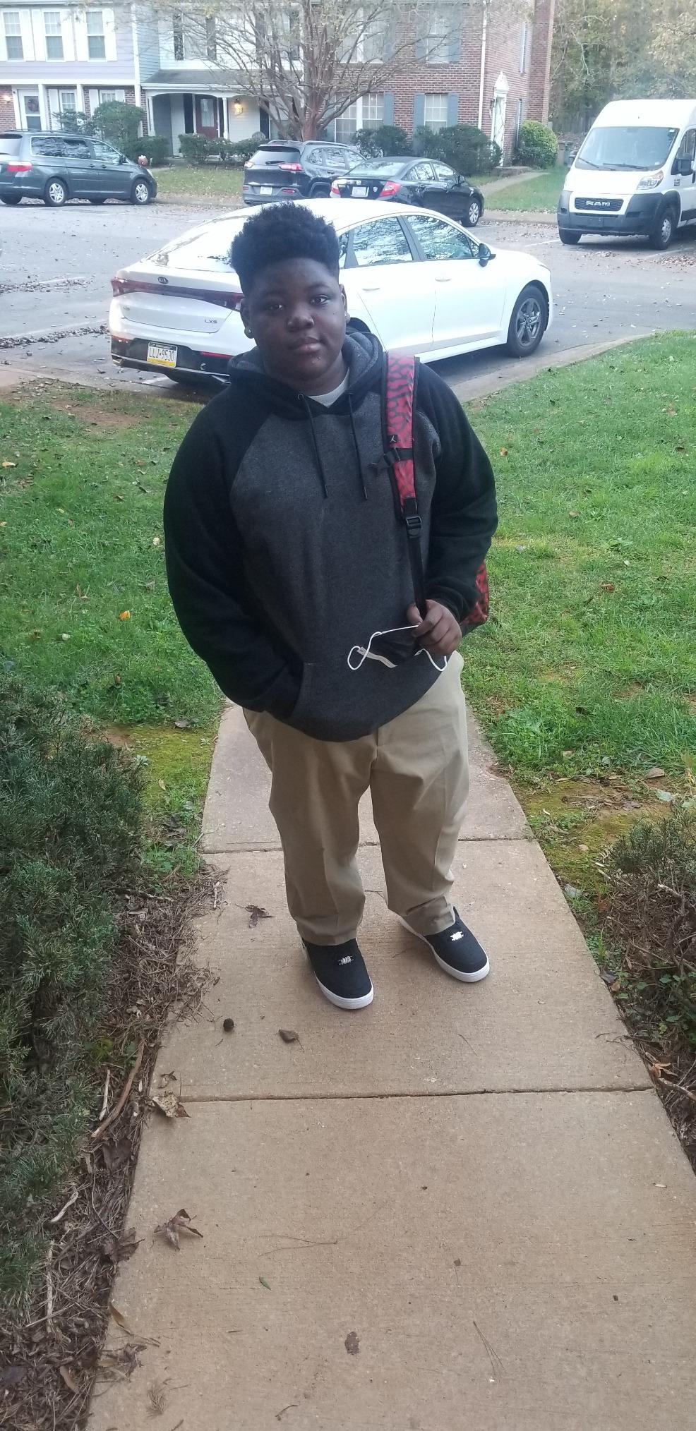 Dockers Men's Classic Fit Workday Khaki Smart 360 FLEX Pants - Customer Photo 4