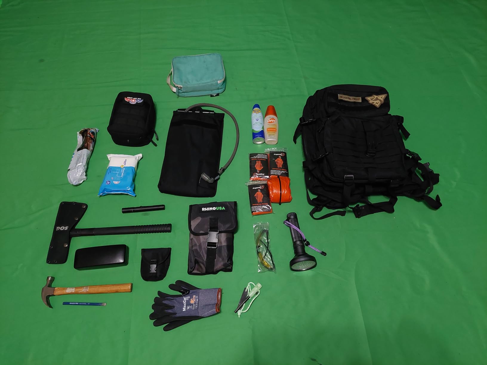 RHINO USA Folding Survival Shovel w/Pick - Heavy Duty Carbon Steel Military Style Entrenching Tool for Off Road, Camping, Gardening, Beach, Digging Dirt, Sand, Mud & Snow. - Customer Photo 1