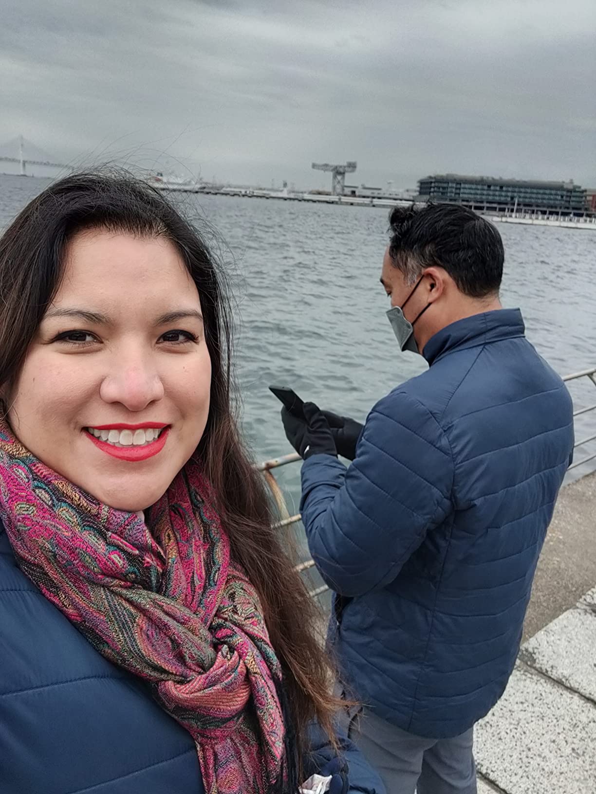 Amazon Essentials Men's Packable Lightweight Water-Resistant Puffer Jacket (Available in Big & Tall) - Customer Photo 3