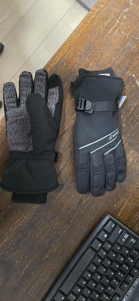 MOREOK Waterproof & Windproof -30°F Winter Gloves for Men/Women, 3M Thinsulate Thermal Gloves Touch Screen Warm Gloves for Skiing,Cycling,Motorcycle,Running Customer Review MOREOK Waterproof & Windproof -30°F Winter Gloves for Men/Women, 3M Thinsulate Thermal Gloves Touch Screen Warm Gloves for Skiing,Cycling,Motorcycle,Running - Customer Photo 2