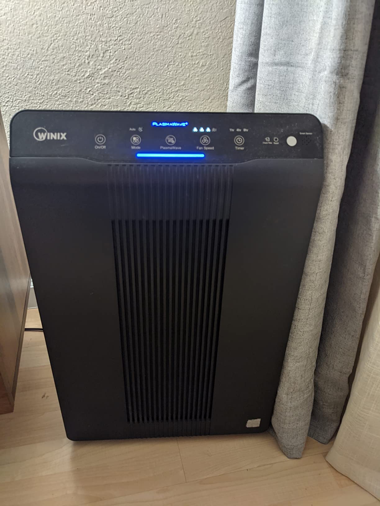 WINIX AM90 Air Purifier for Home Large Room Up to 1740 Ft² in 1 Hr With Air Quality Monitor, True HEPA, Carbon Filter and Auto Mode, Captures Pet Allergies, Smoke, Dust - Customer Photo 2