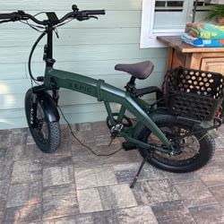 Hollywood Racks Destination 4 Hitch Bike Rack, Lightweight, Black - Platform Style Bike Rack for Car Carries up to 4 Bikes for Safe, Secure Transport - Fits Most Bike Styles, Sizes and Models - Customer Photo 2