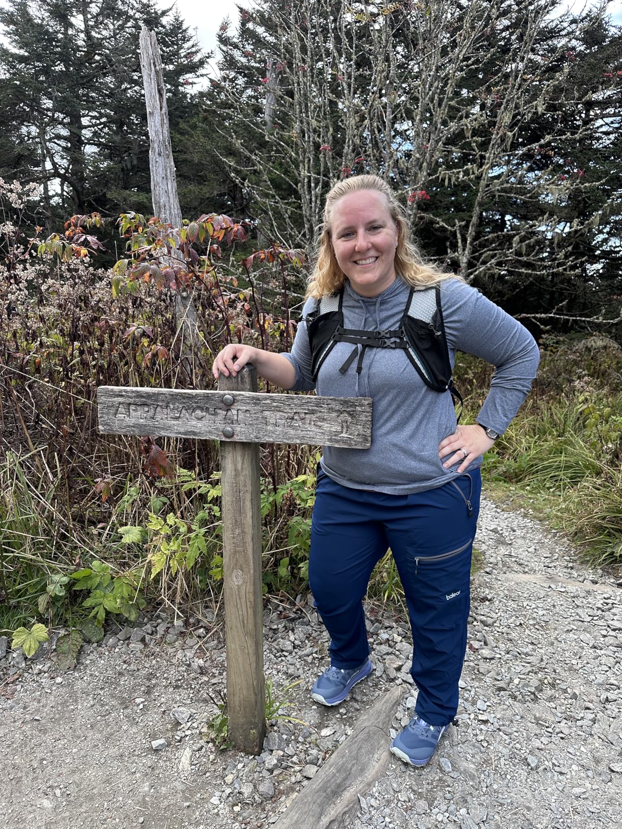 baleaf Women's Hiking Pants Quick Dry Lightweight Water Resistant Elastic Waist Cargo Pants for All Seasons - Customer Photo 1