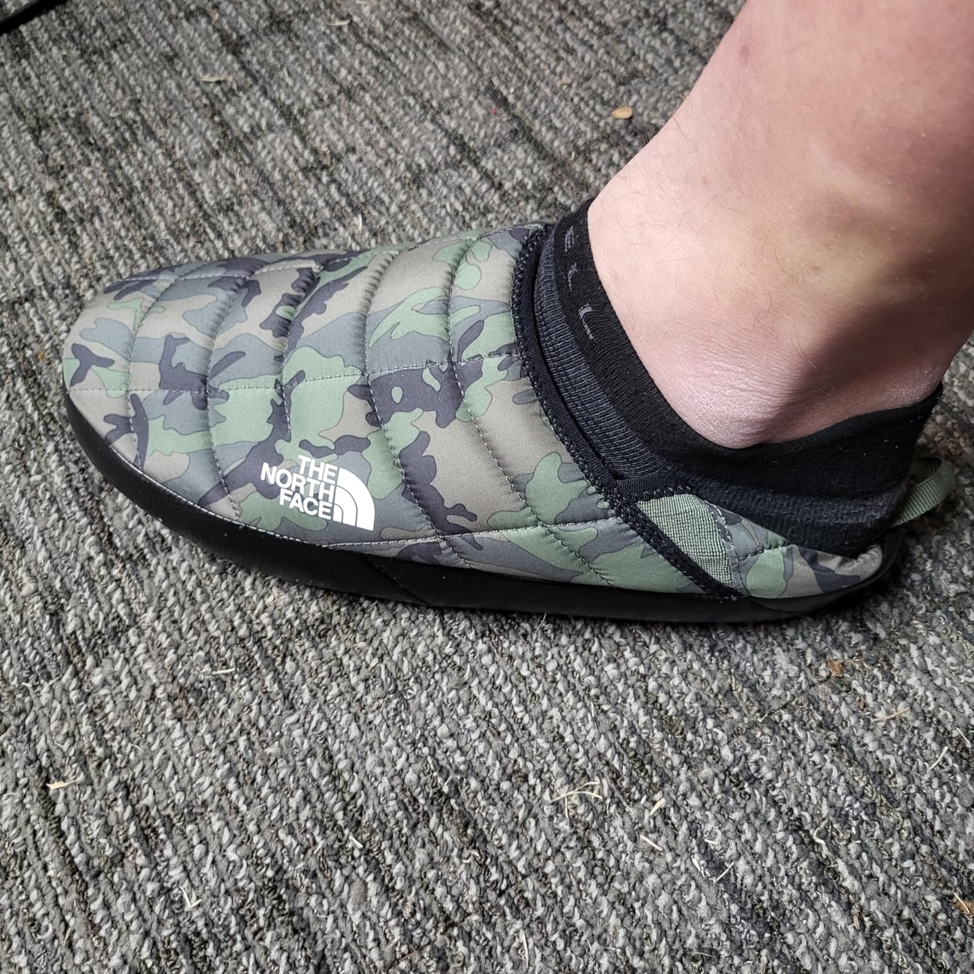 THE NORTH FACE Men's Thermoball Traction Mule V Winter Shoe - Customer Photo 2