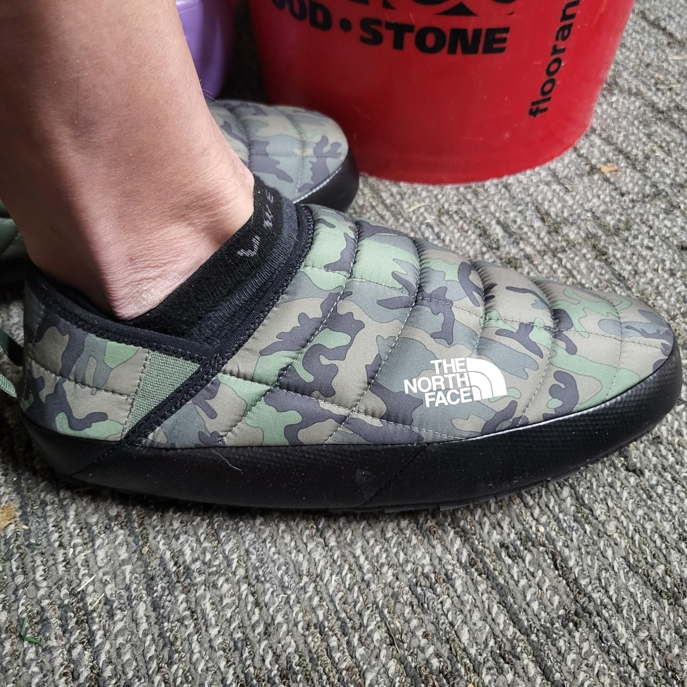 THE NORTH FACE Men's Thermoball Traction Mule V Winter Shoe - Customer Photo 5