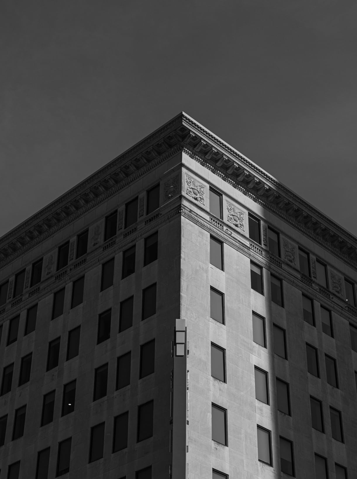 Canon EOS RP Full Frame Mirrorless Vlogging Portable Digital Camera with 26.2MP Full-Frame CMOS Sensor, Wi-Fi, Bluetooth, 4K Video Recording and 3.0