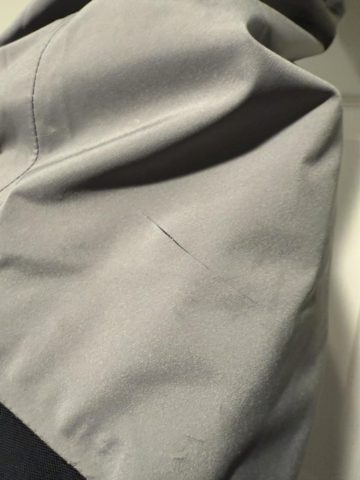 Helly-Hansen Legendary Insulated Ski Pant for Men – Water/Windproof, Breathable Ski/Snowboard Pants with PrimaLoft Insulation Customer Review Helly-Hansen Legendary Insulated Ski Pant for Men – Water/Windproof, Breathable Ski/Snowboard Pants with PrimaLoft Insulation - Customer Photo 3