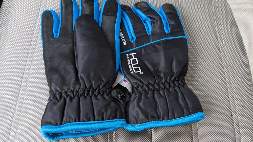 HANDLANDY Waterproof Insulated Work Gloves, 3M Thinsulate Thermal Winter Gloves for Men Women Touch Screen, Warm Ski Snowboard Cold Weather Gloves (Large, Blue) Customer Review HANDLANDY Waterproof Insulated Work Gloves, 3M Thinsulate Thermal Winter Gloves for Men Women Touch Screen, Warm Ski Snowboard Cold Weather Gloves (Large, Blue) - Customer Photo 1