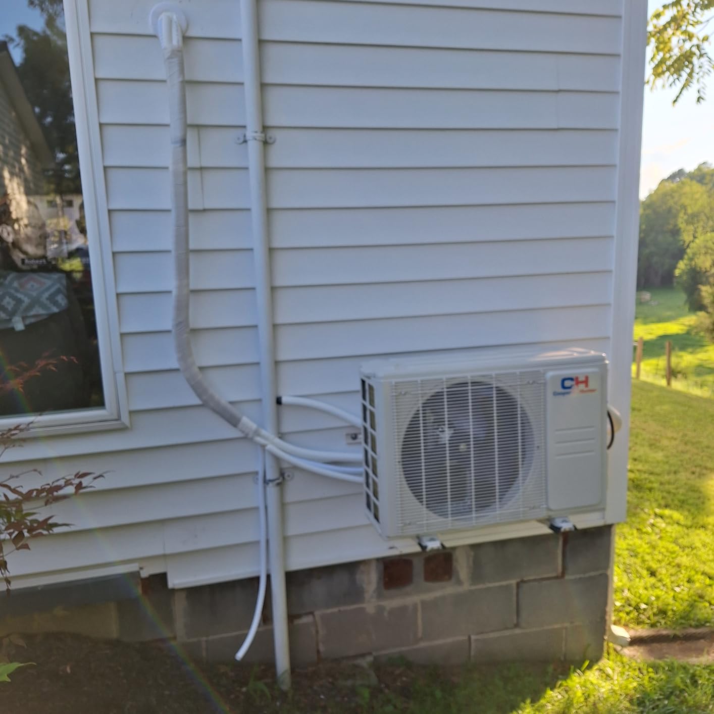 Cooper & Hunter MIA Series 12,000 BTU 115V Mini Split AC/Heating System, Ductless Wall Mount – 21.2 SEER2 Inverter – 16FT Installation Kit & Smart Control Included – Pre-Charged - Customer Photo 3