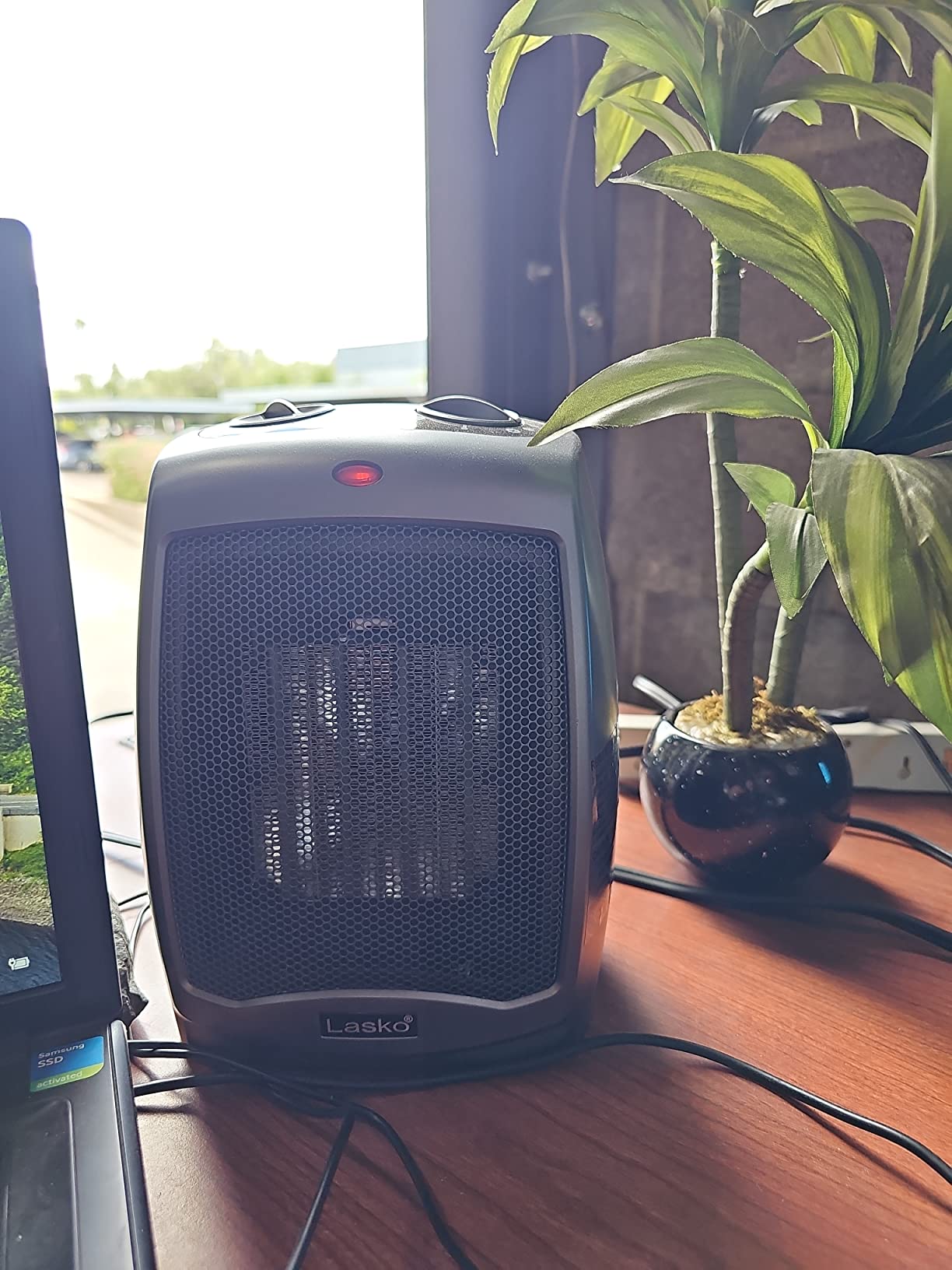 Lasko Portable Indoor Electric Ceramic Space Heater with Tip-Over Safety Switch, Overheat Protection and Thermostat, 2 Speeds, Safe for Home, 9.2 Inches, Dark Gray, 1500W, 754201 - Customer Photo 2