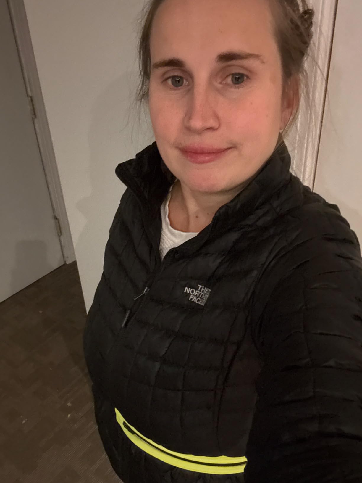 Back Bay Slim Running Belt for Women & Men [Fits ALL Phones], Runners Fanny Pack for Men, Money Belt, Running Gear Gift, Waist Bag Workout Gear, iPhone Runner's Phone Holder Waist Pack - Customer Photo 2