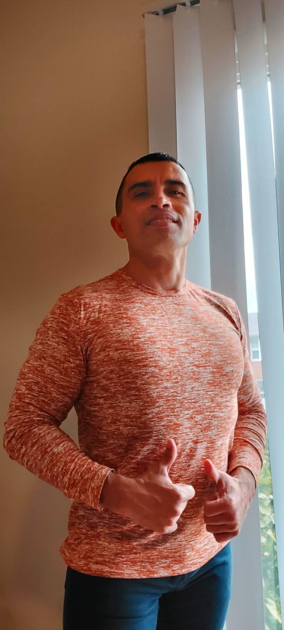 KUYIGO Mens Cool Dry Athletic Long Sleeve Baselayer Workout T-Shirt Tops XX-Large Black - Customer Photo 2