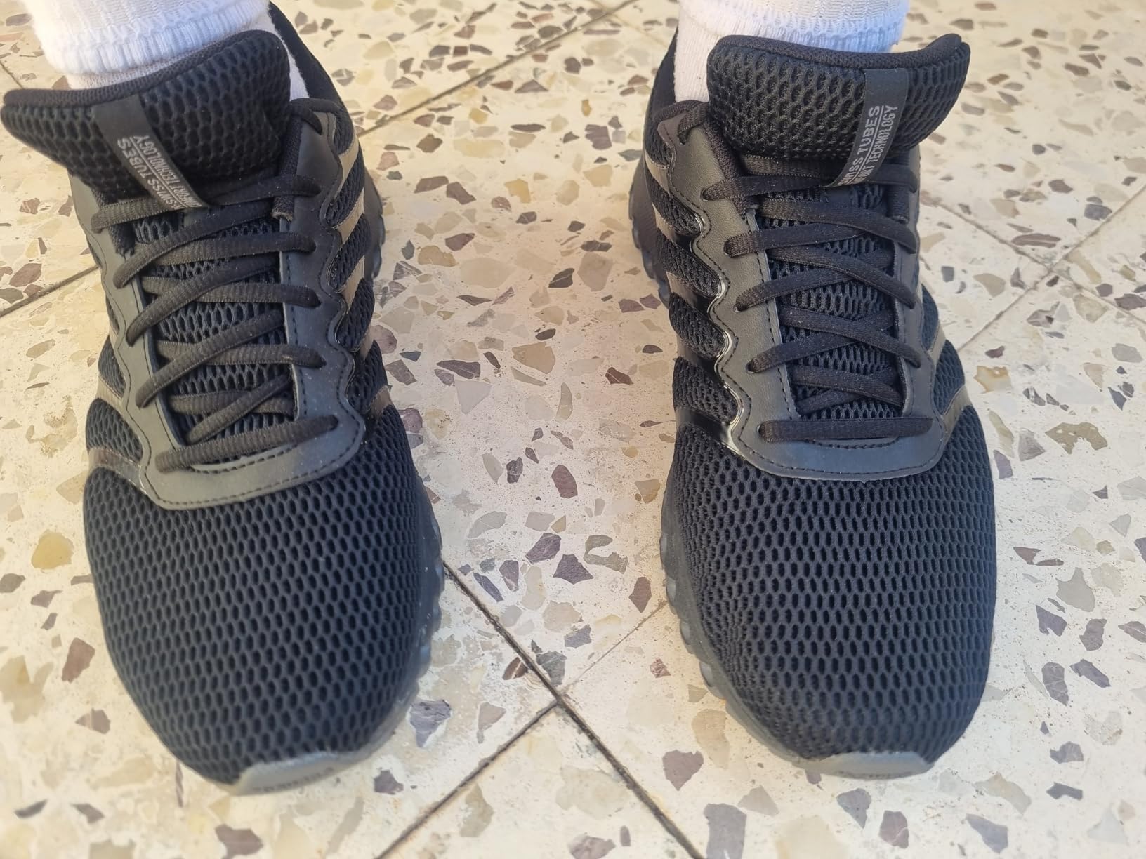 K-Swiss Men's Tubes 200 Training Shoe, Black/Charcoal, 10.5 M - Customer Photo 1