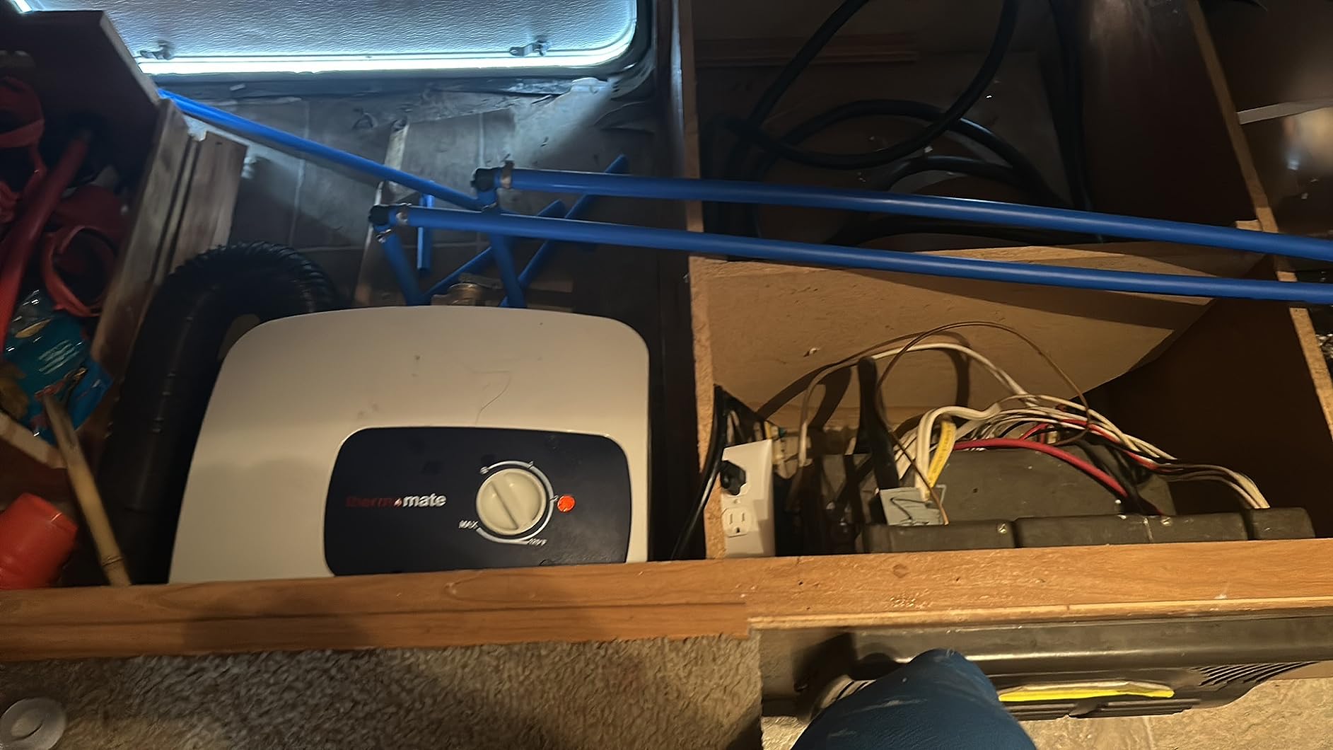 Electric Mini Tank Water Heater UL Listed, ThermoMate 2.5 Gallons Small Under Sink Water Heater for Point of Use Instant Hot Water 110V 120V, Wall or Floor Mounted, ES250 - Customer Photo 3