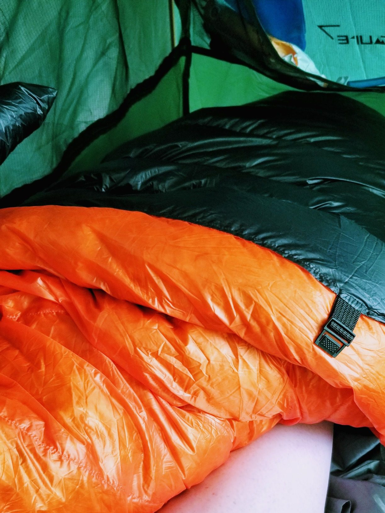 Featherstone Moondance 25 850 Fill Power Down Top Quilt Mummy Sleeping Bag Alternative for Ultralight Backpacking Camping and Thru-Hiking… - Customer Photo 2