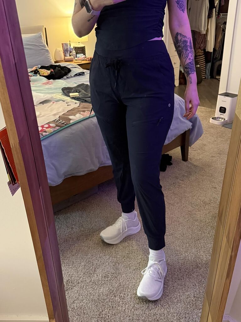 baleaf Women's Joggers Lightweight Hiking Pants High Waist 5 Zipper Pockets Quick Dry Travel Athletic UPF50+ Customer Review baleaf Women's Joggers Lightweight Hiking Pants High Waist 5 Zipper Pockets Quick Dry Travel Athletic UPF50+ - Customer Photo 2