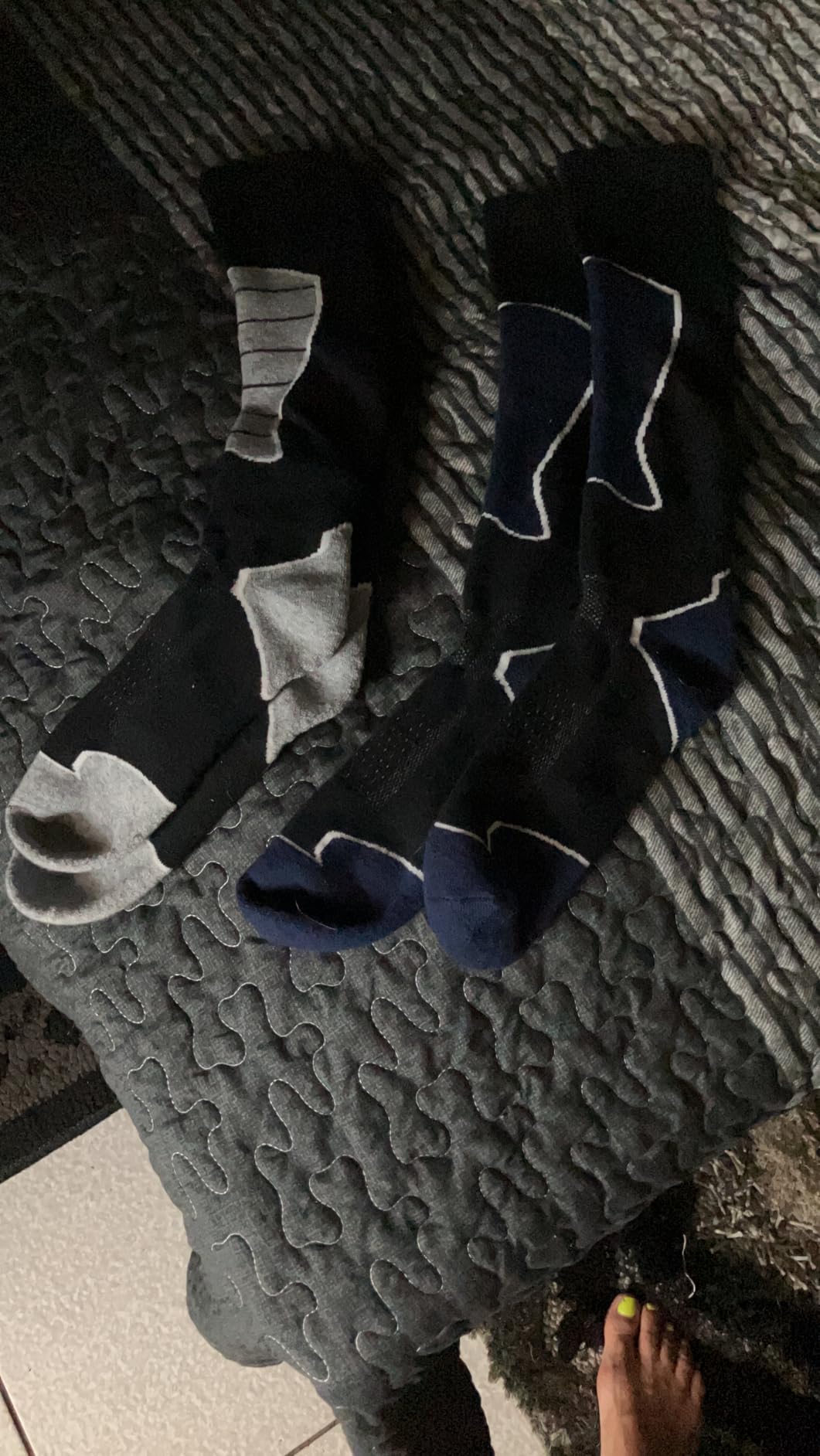 CS CELERSPORT 2/3/4 Pack Ski Socks for Men and Women Skiing, Snowboarding, Winter Performance Socks - Customer Photo 2